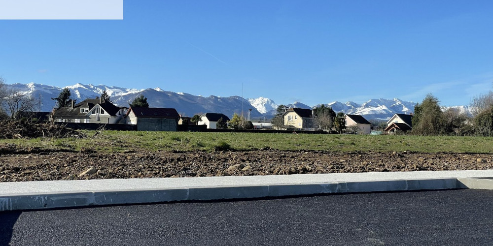 terrain à PONTACQ (64530)