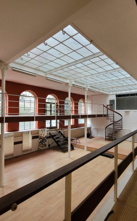 Local commercial  PAU