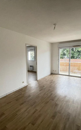 Appartement  LONS