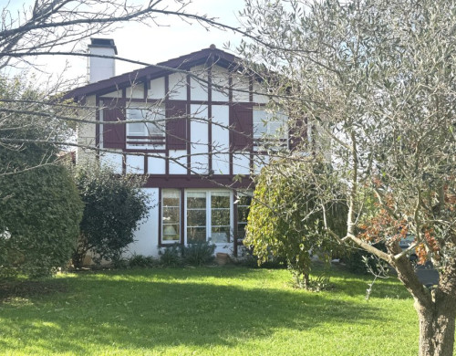 maison  ASCAIN