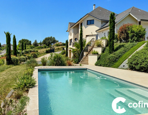 maison  SERRES CASTET