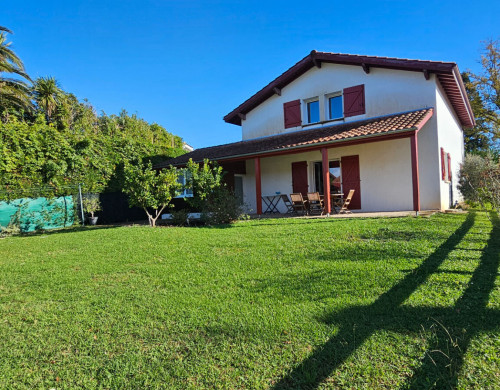 maison  ST PEE SUR NIVELLE