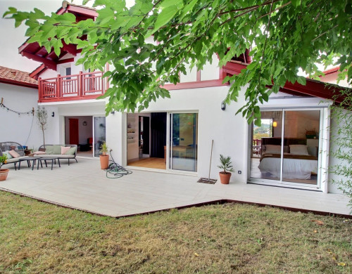 maison  GUETHARY