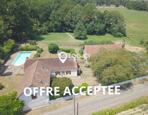 maison  THEZE